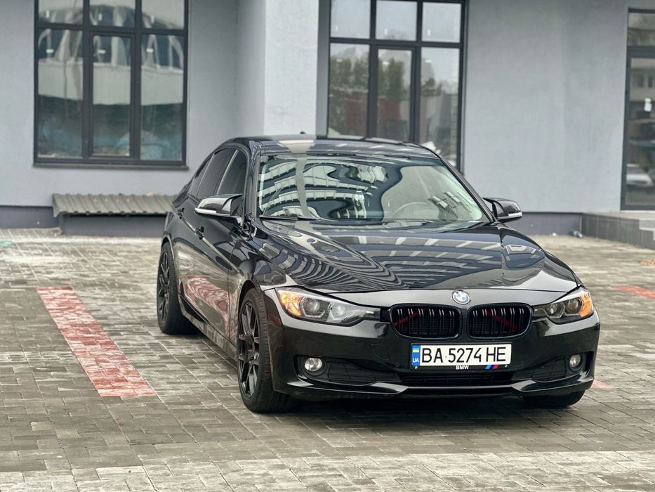 В продажі BMW 3 Series