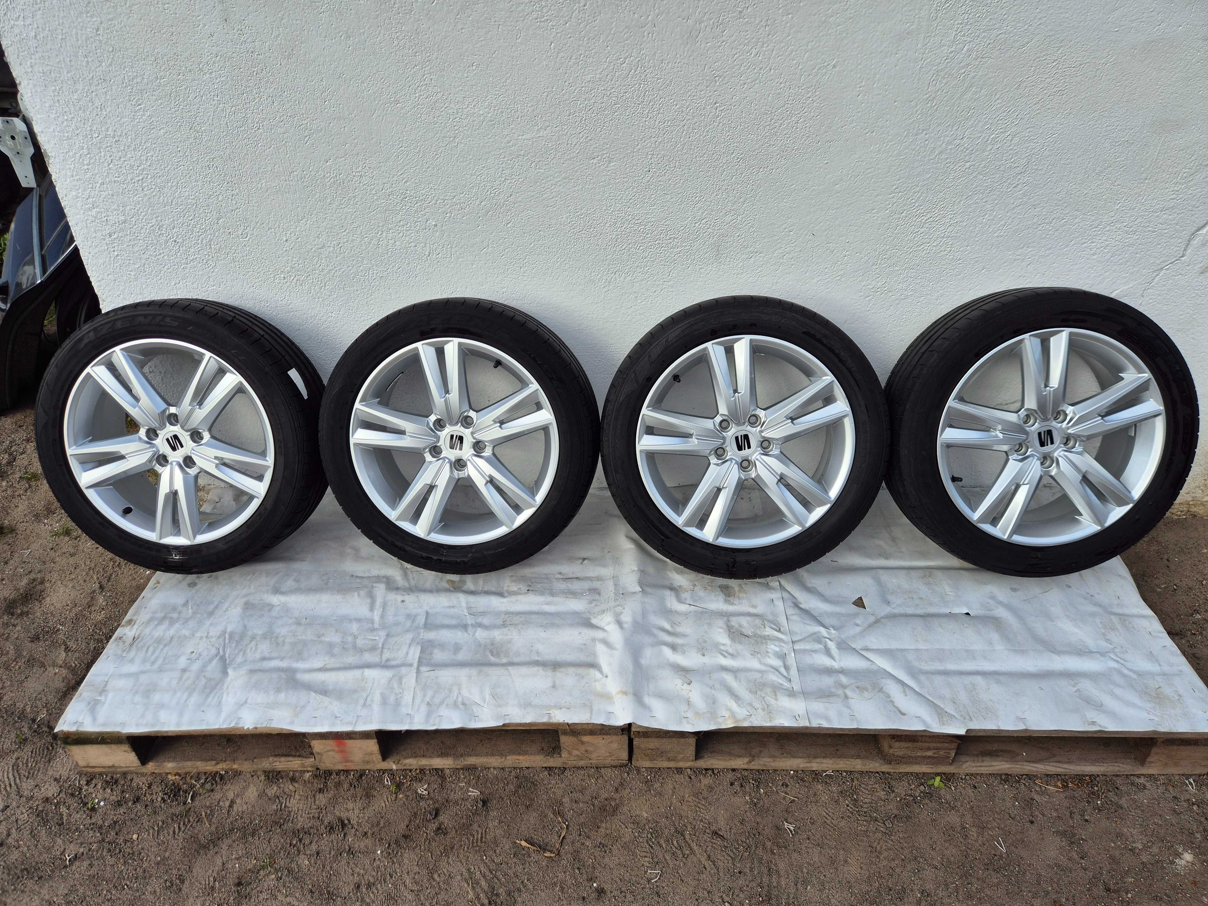 Komplet Kół Koła Felgi 18" Cali 5x112 ET45 LATO Seat Ateca Altea Orygi