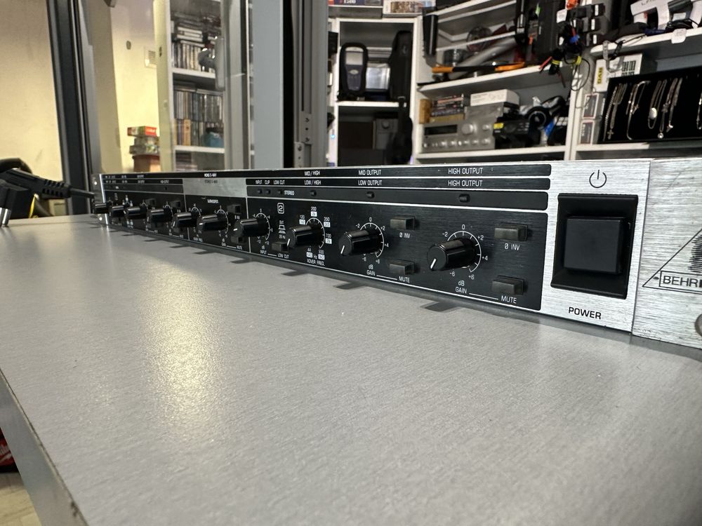 Behringer Super-x Pro CX2310 crossover