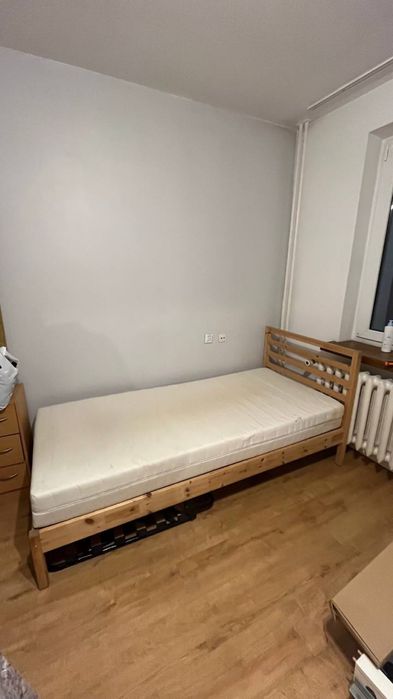 Łóżka z materacem