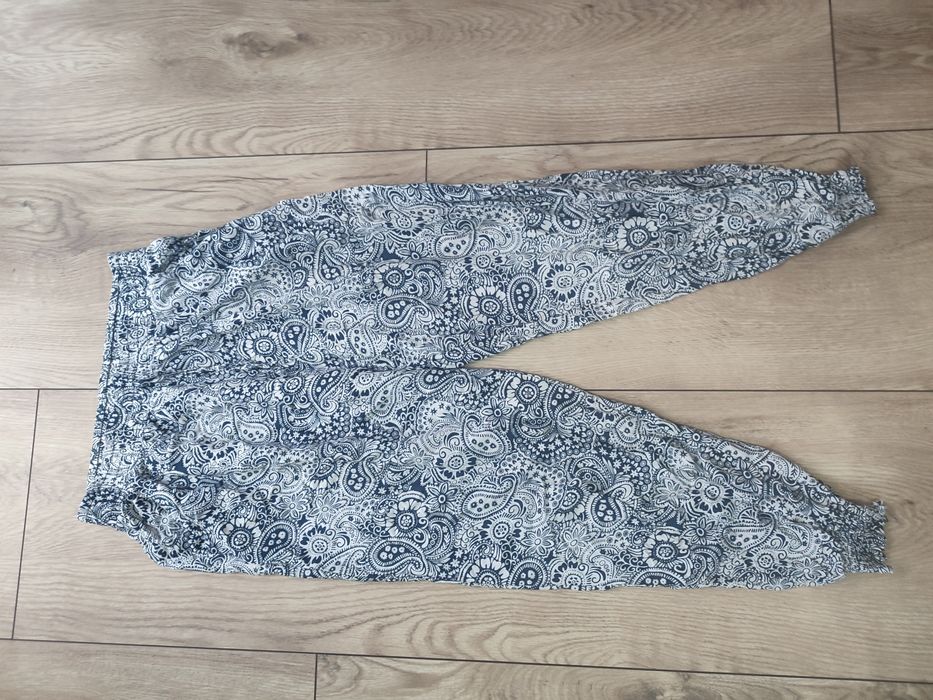 Spodnie/rybaczki/alladynki/haremki