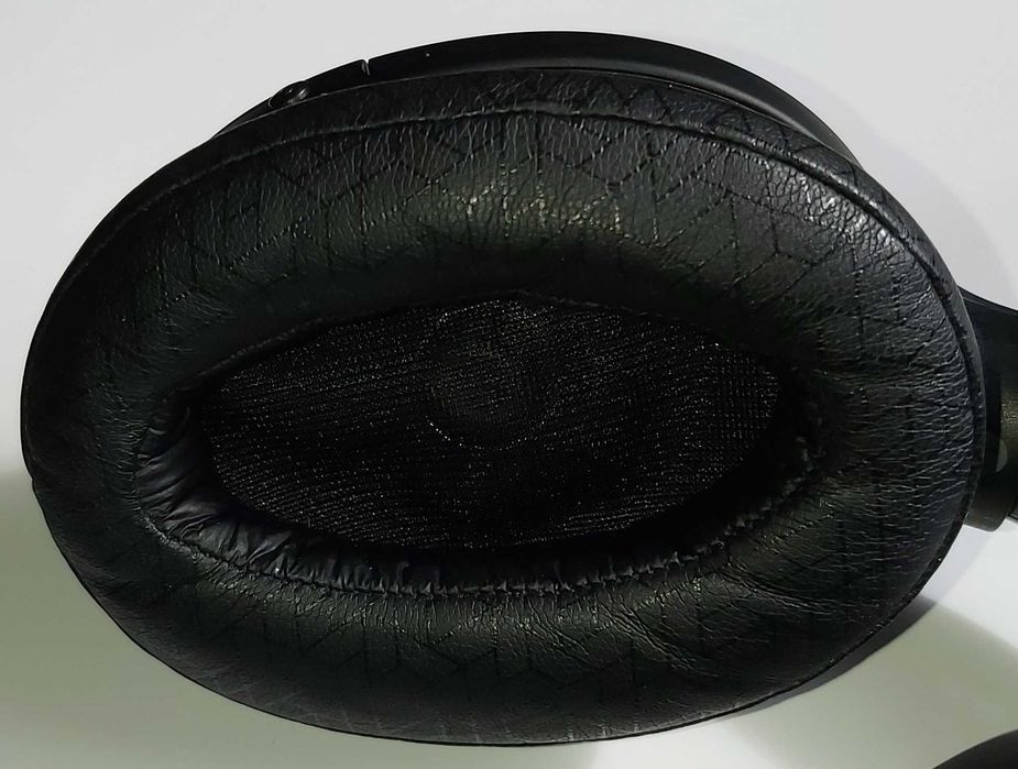 Auscultadores Sony WH-H910N H.ear On 3 Wireless (Preto)