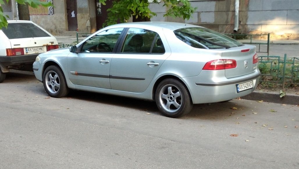 Renault Laguna  3.0