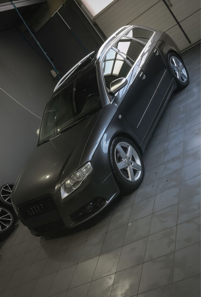 Audi B7 rebaixada e com jantes 19