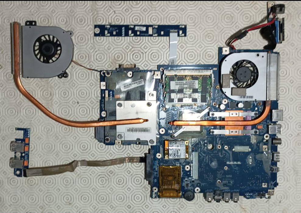 Toshiba P200 Laptop Motherboard with Graphics, CPU, RAM...64551956638210122