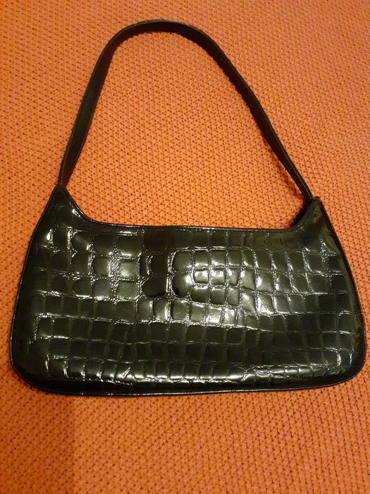 Torebka lakierowana wieczorowa