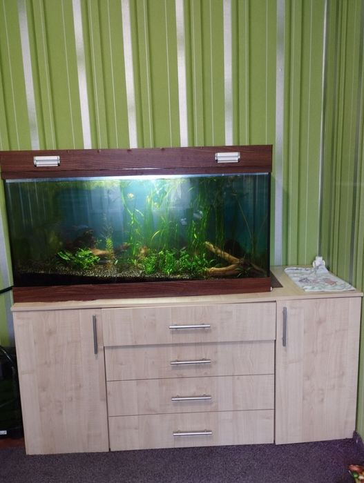 Продам аквариум на 400 литров