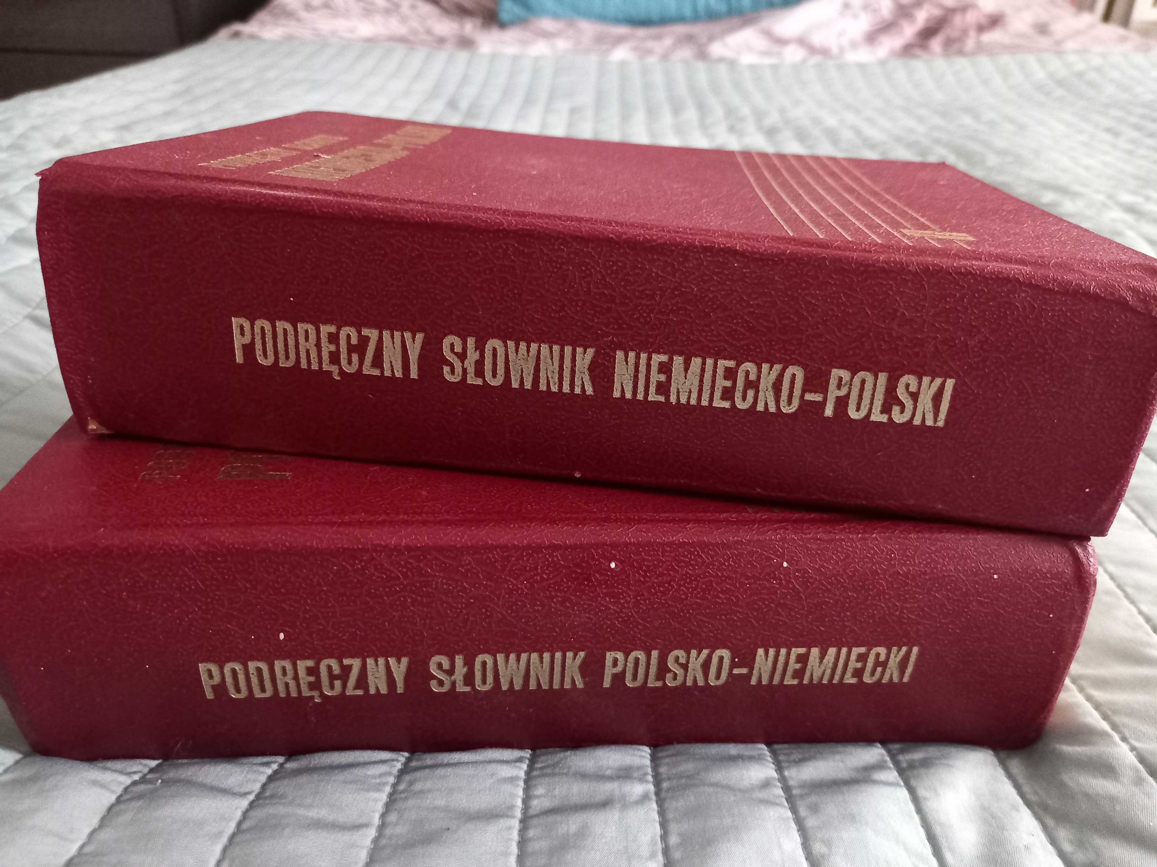 Słownik polsko-niemiecki niemiecko -polski dwa tomy 1032 strony