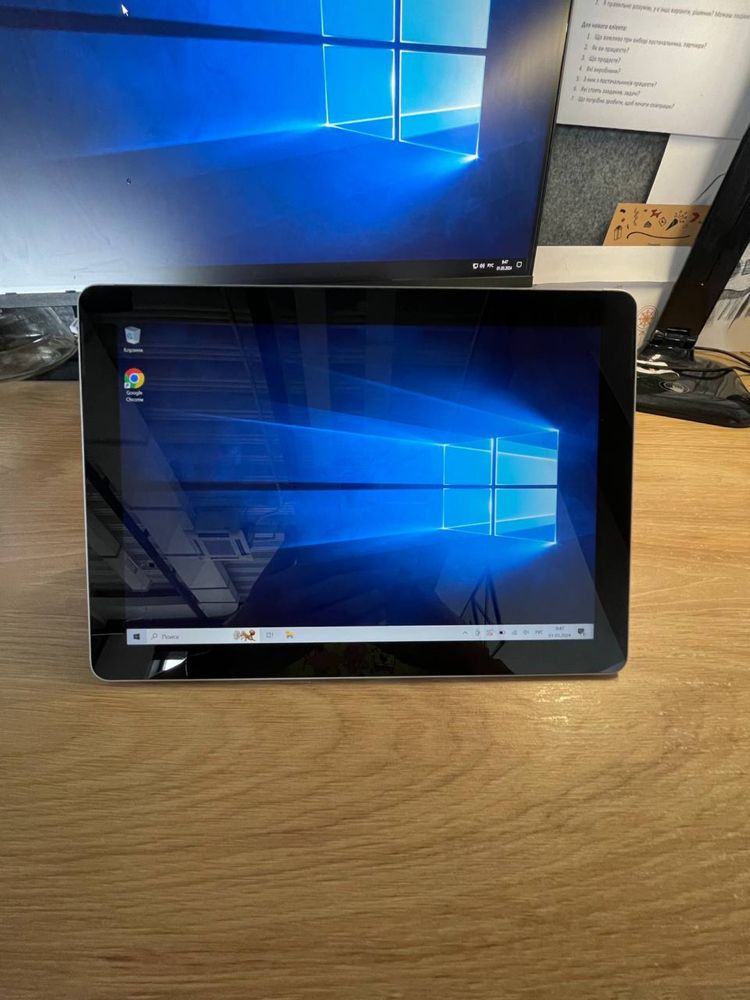Microsoft Surface Go 10.5 128GB SSD WiFi. Відмінний стан