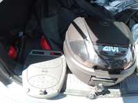 Kufer centralny Monolock GIVI E300 - jak nowy.