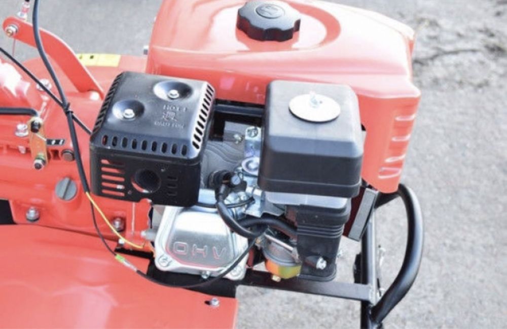 Акція! Безкоштовна доставка !Мотоблок бензиновий ZUBR НТ-172 (культива