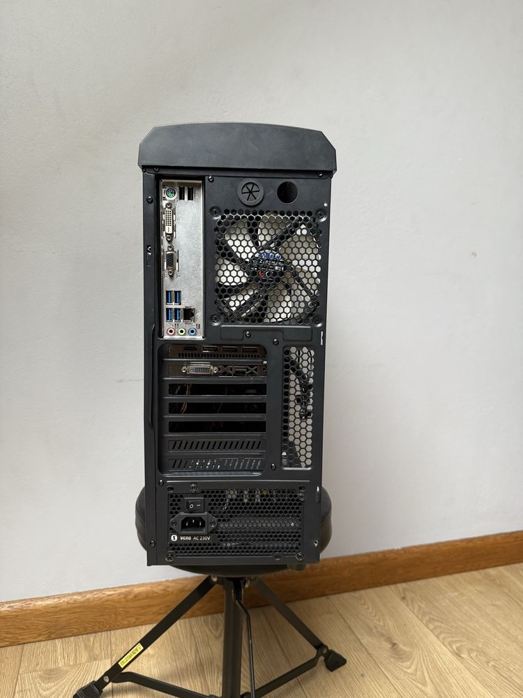 Komputer Gamingowy i5 6500 RX580 8gb