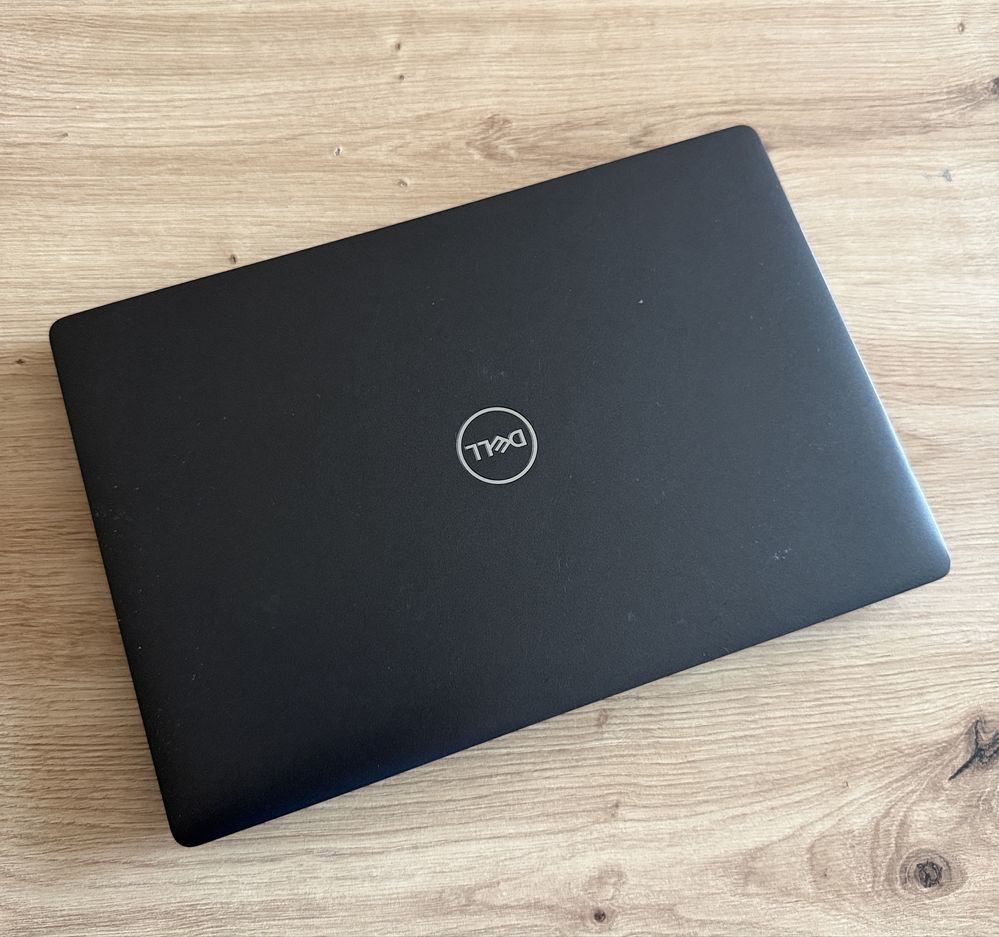 Laptop Dell Latitude 5300 Intel Core i5-8265U 8/256GB SSD