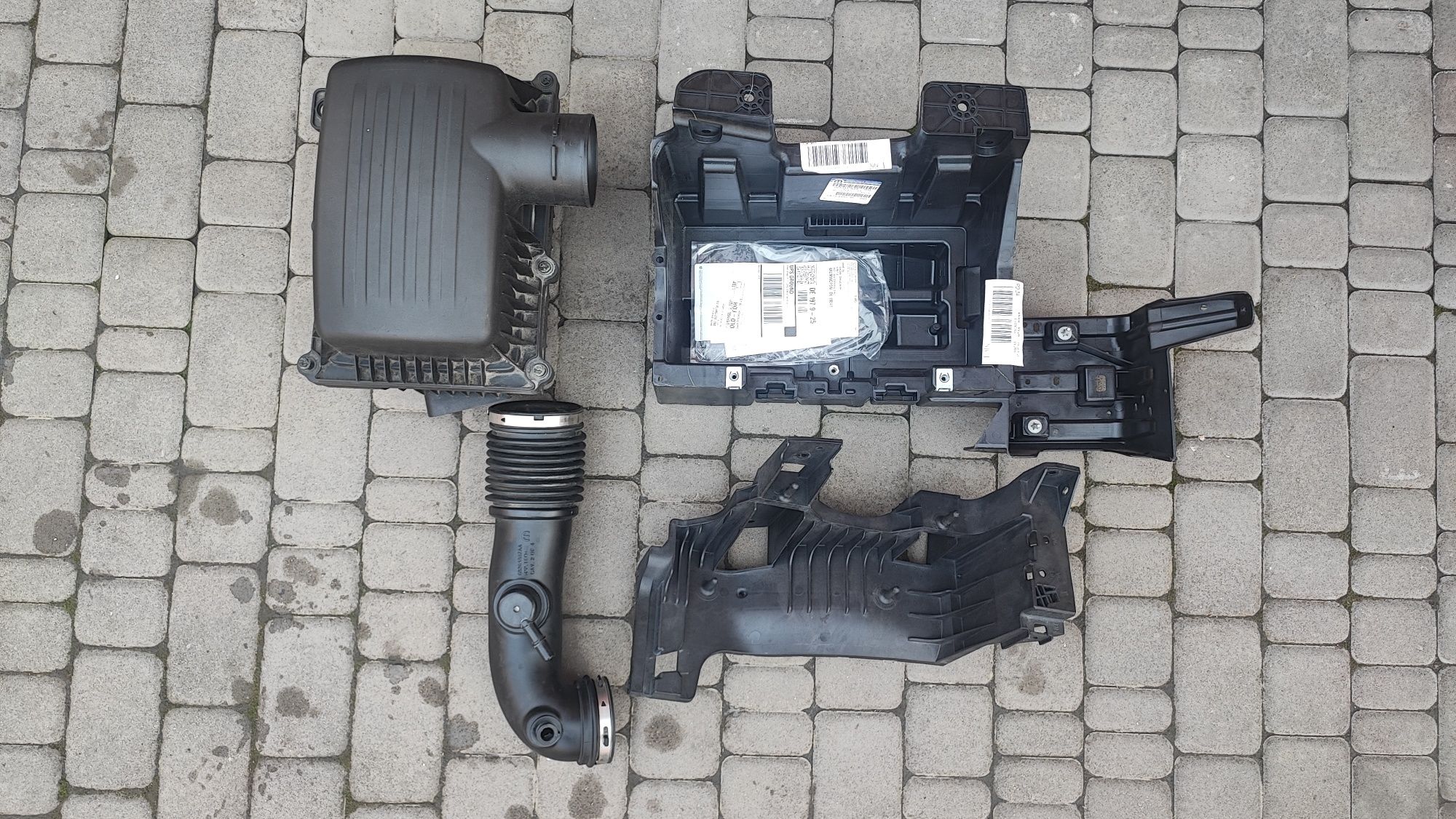Піддон площадка АКБ акумулятора Dodge Ram 19 Додж РАМ корпус фільтра