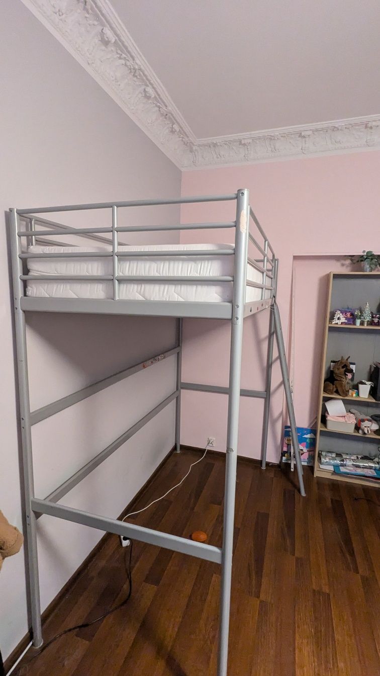 Łóżko piętrowe Ikea