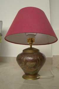 Malowana lampa z różowym kloszem, spawna