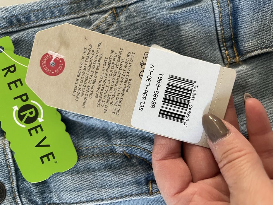 Spodnie Levis nowe 9 miesięcy