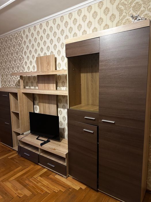 Продам стінку  самовивіз