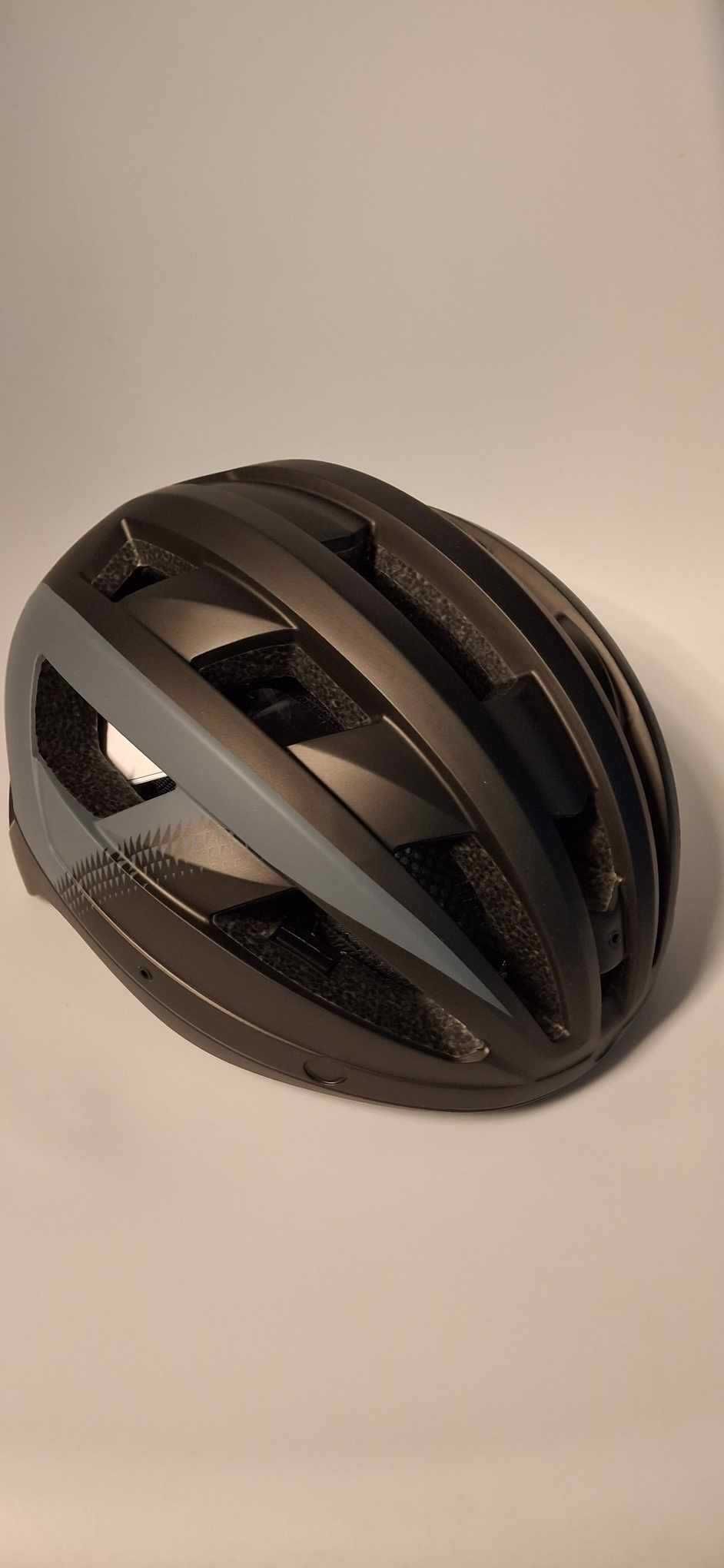 Kask rowerowy z okularami magnetycznymi i ładowanym przez USB roz L