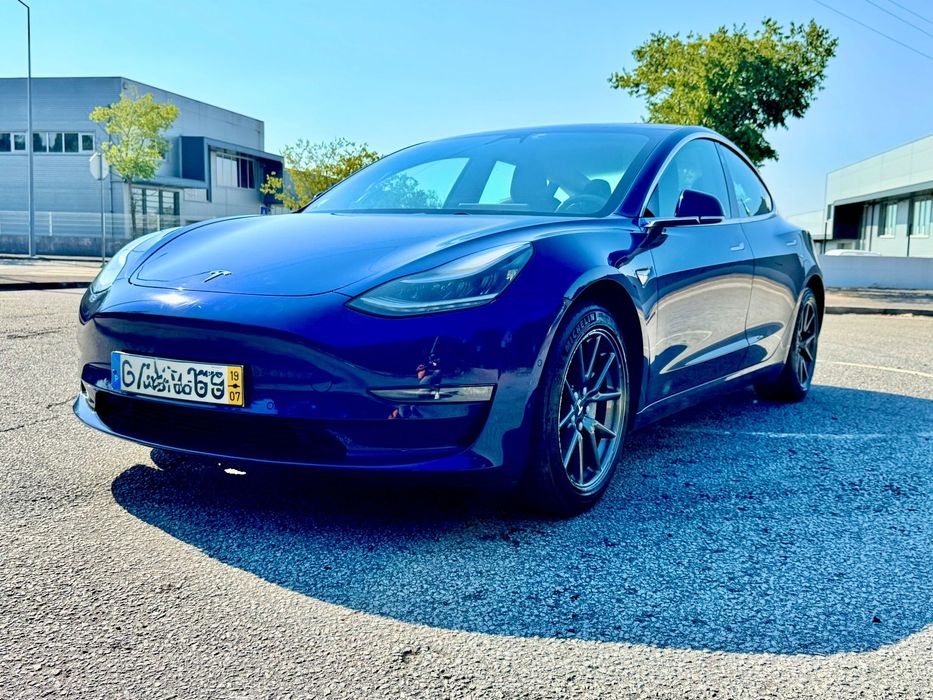 Tesla Model 3 Long-Range Dual Motor AWD