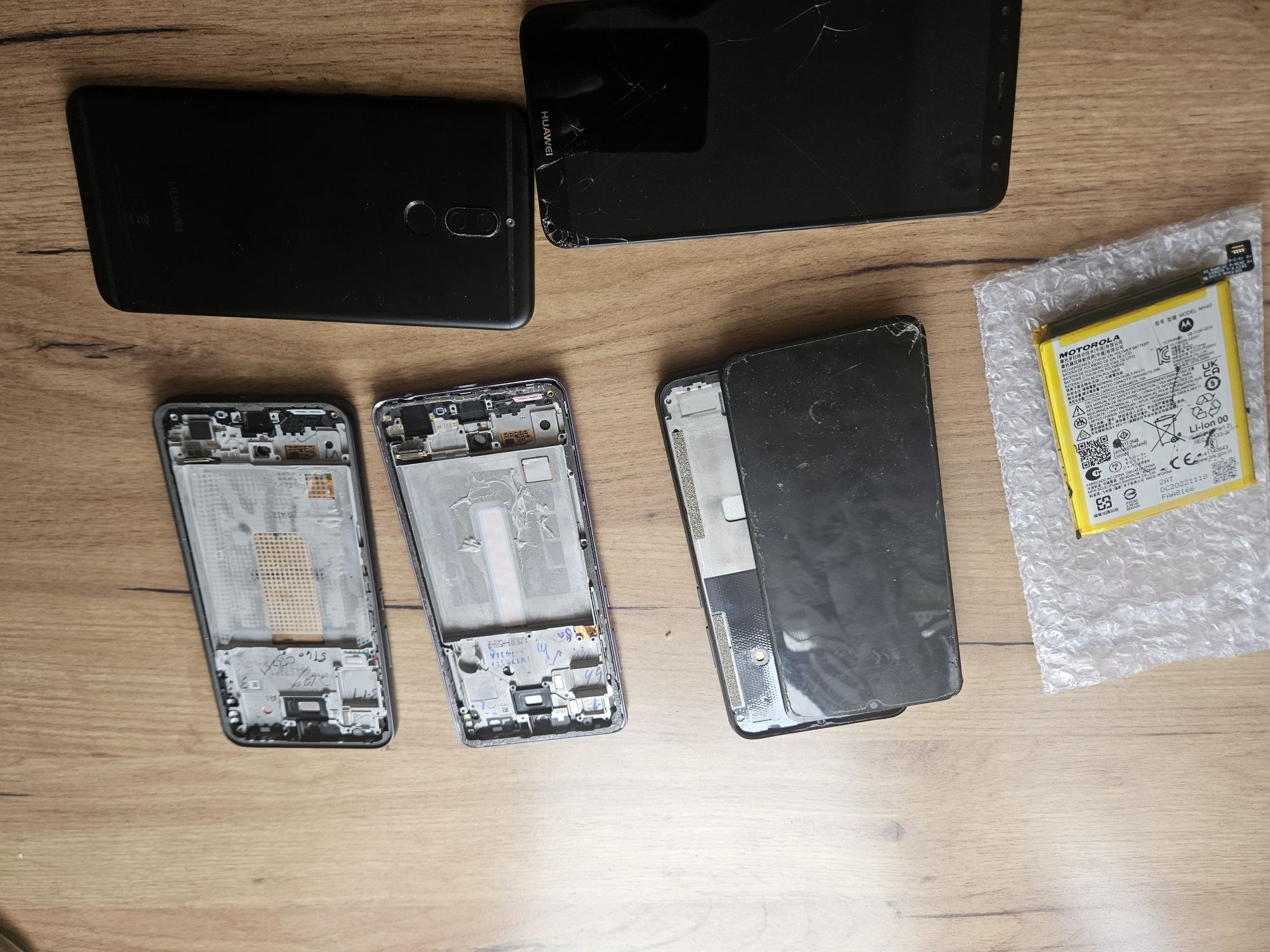 Czytaj opis!Części Huawei mate 10 lite/Samsung a54/a52s/Motorola e22