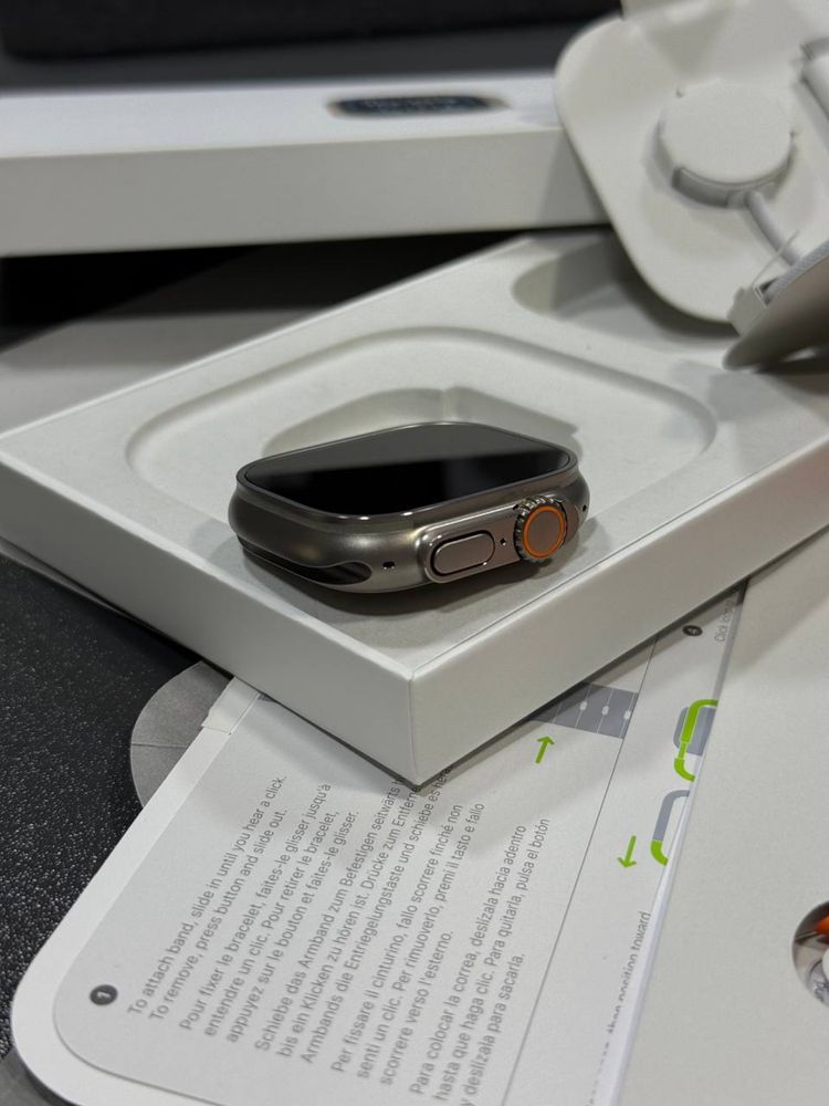 Apple Watch Ultra 2 | 49mm Titanium Orange Ocean Band