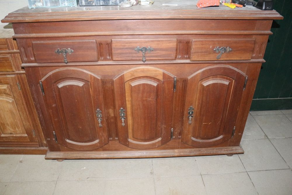 Aparador Antigo - Em bom estado