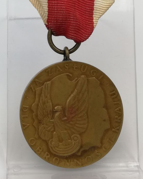 Stary medal odznaczenie kolekcja Za Zasługi Dla Obronności Kraju PRL