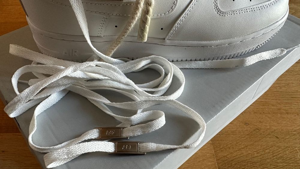Vendo Ténis Nike Air Force 1 – Novos, Tamanho 41
