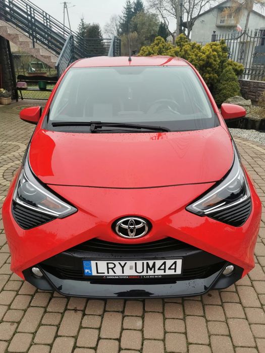 Toyota Aygo TOYOTA AYGO 1.0 VVT - i X-play + pakiet Style + pakiet Tech