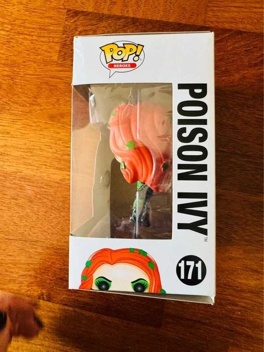 Funko Pop Poison Ivy - 171 - DC Comics Batman