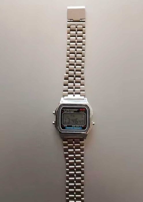 Часы электронные