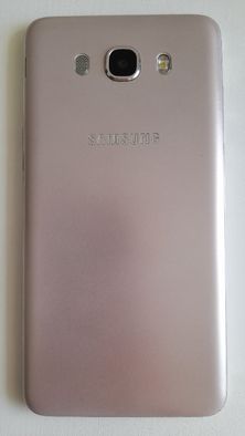 Smartphone SAMSUNG Galaxy J7 como NOVO