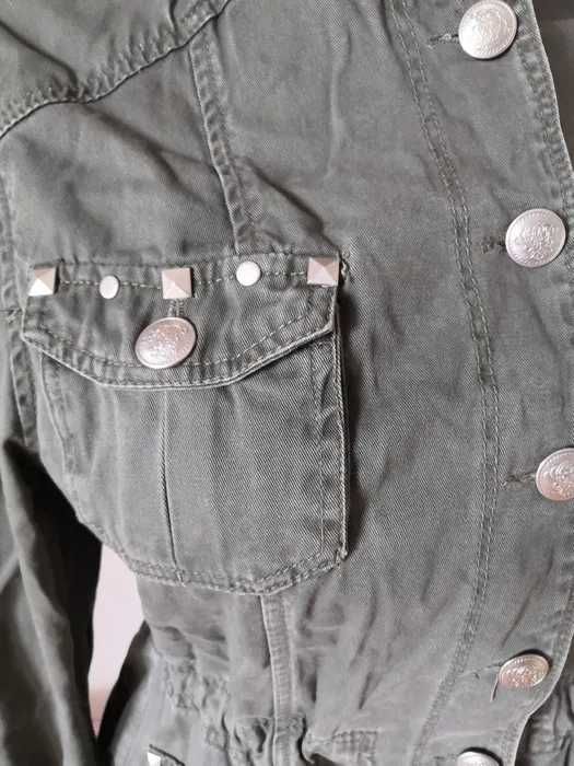 Kurtka jeansowa dżinsowa khaki zielona ćwieki dżety pagony denim co