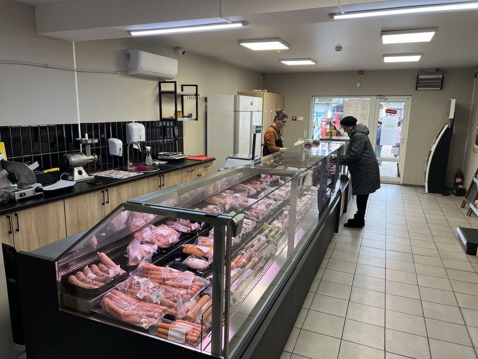 Оренда фасадного комерційного приміщення по вул . Мазепи ,біля Сільпо