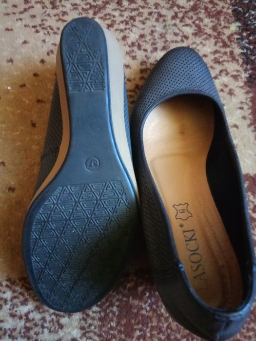 Buty nowe na koturnie  Lasocki rozmiar 37