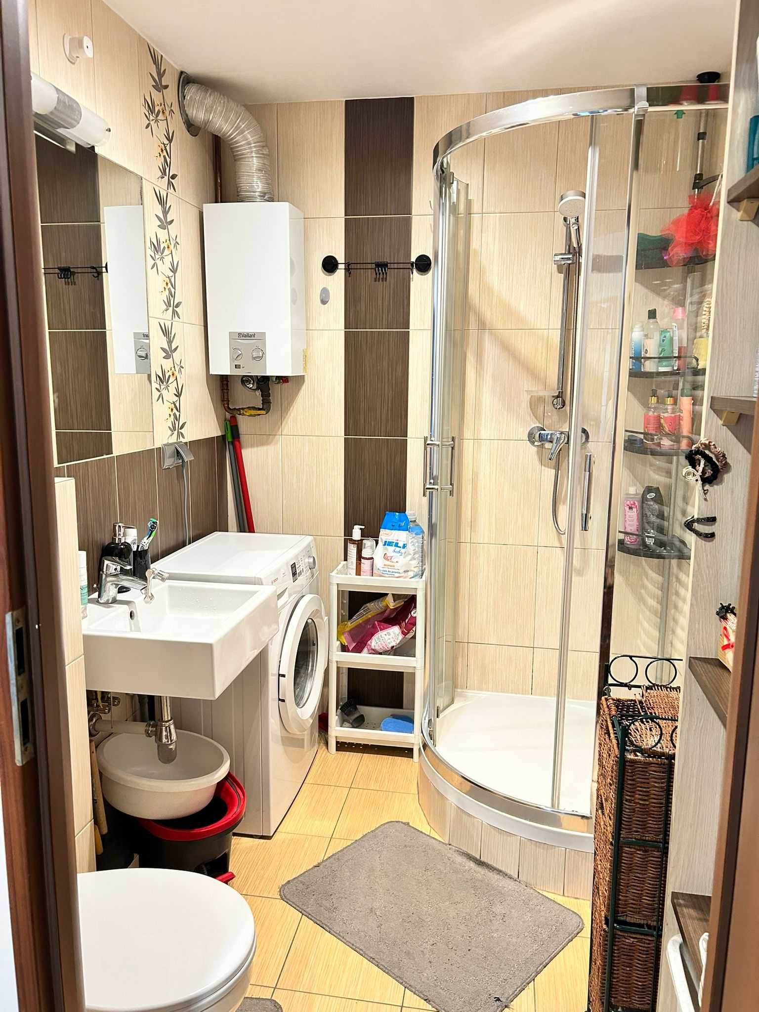 2pokoje + kącik dla dziecka/ osobna kuchnia/balkon/+parking oś H Tychy