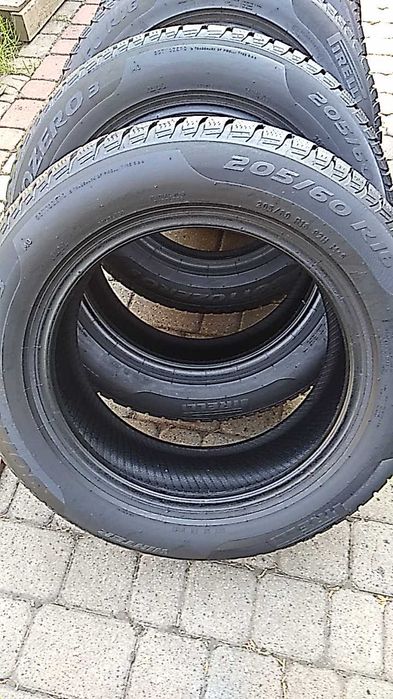 opony 2 szt.205/60/16 92 H  Pirelli SottoZero 3 rok 2022
