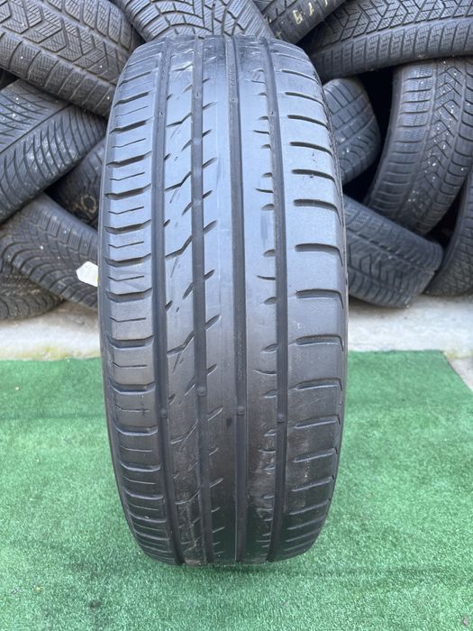 *Opona pojedynkaKumho 225/60/18