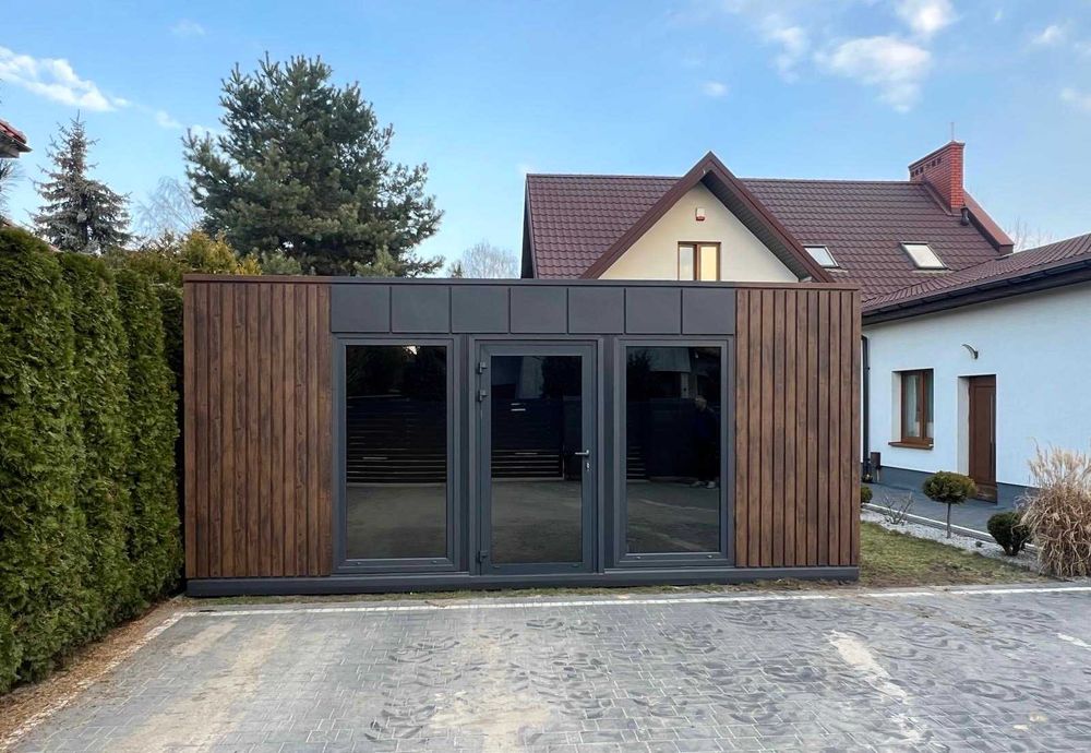 pawilon z płyty warstwowej Sklep PRODUCENT Biuro Turystyczne Magazyn