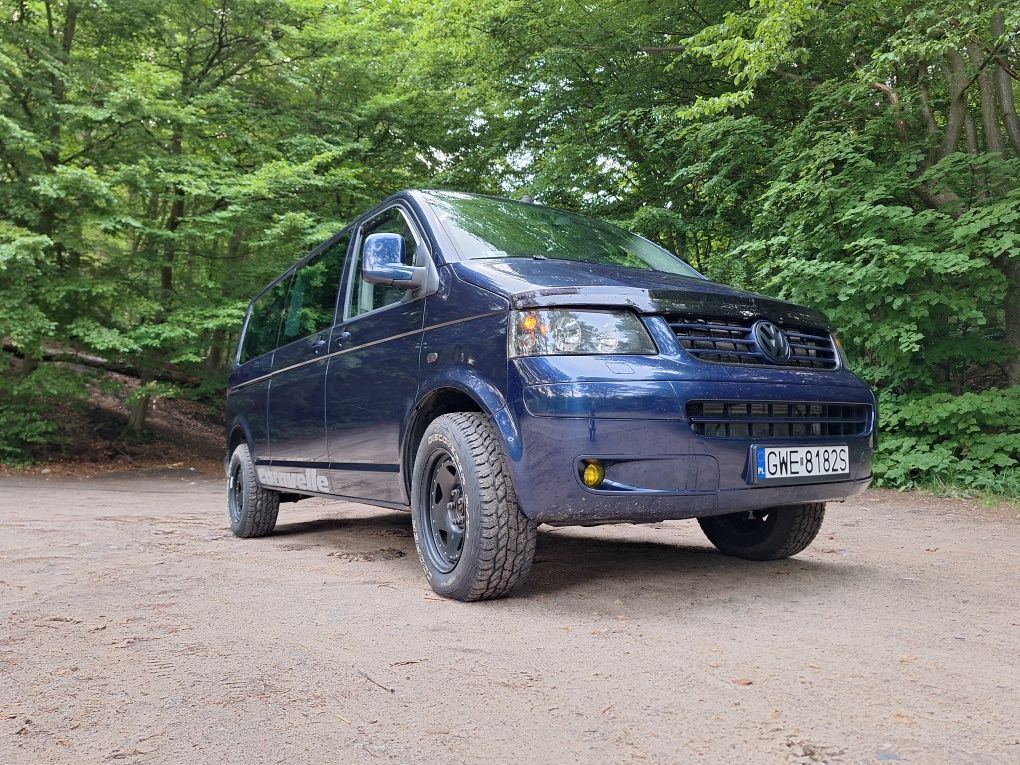 Transporter 4x4 t5 8 osobowy