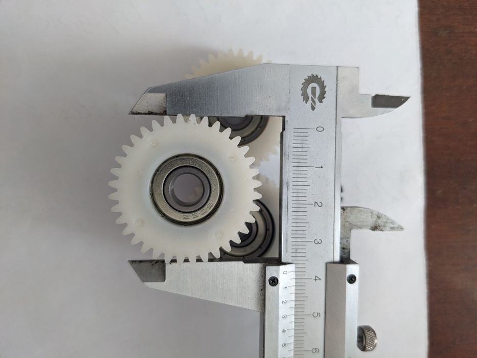 Шестерні  для   редукторного мотор-колеса