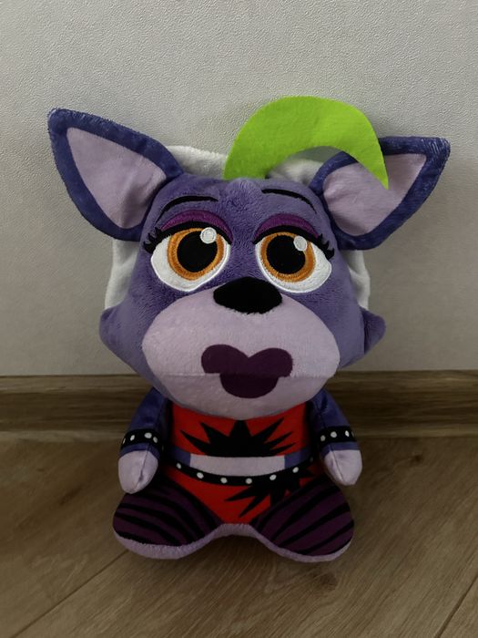 іграшка fnaf роксана