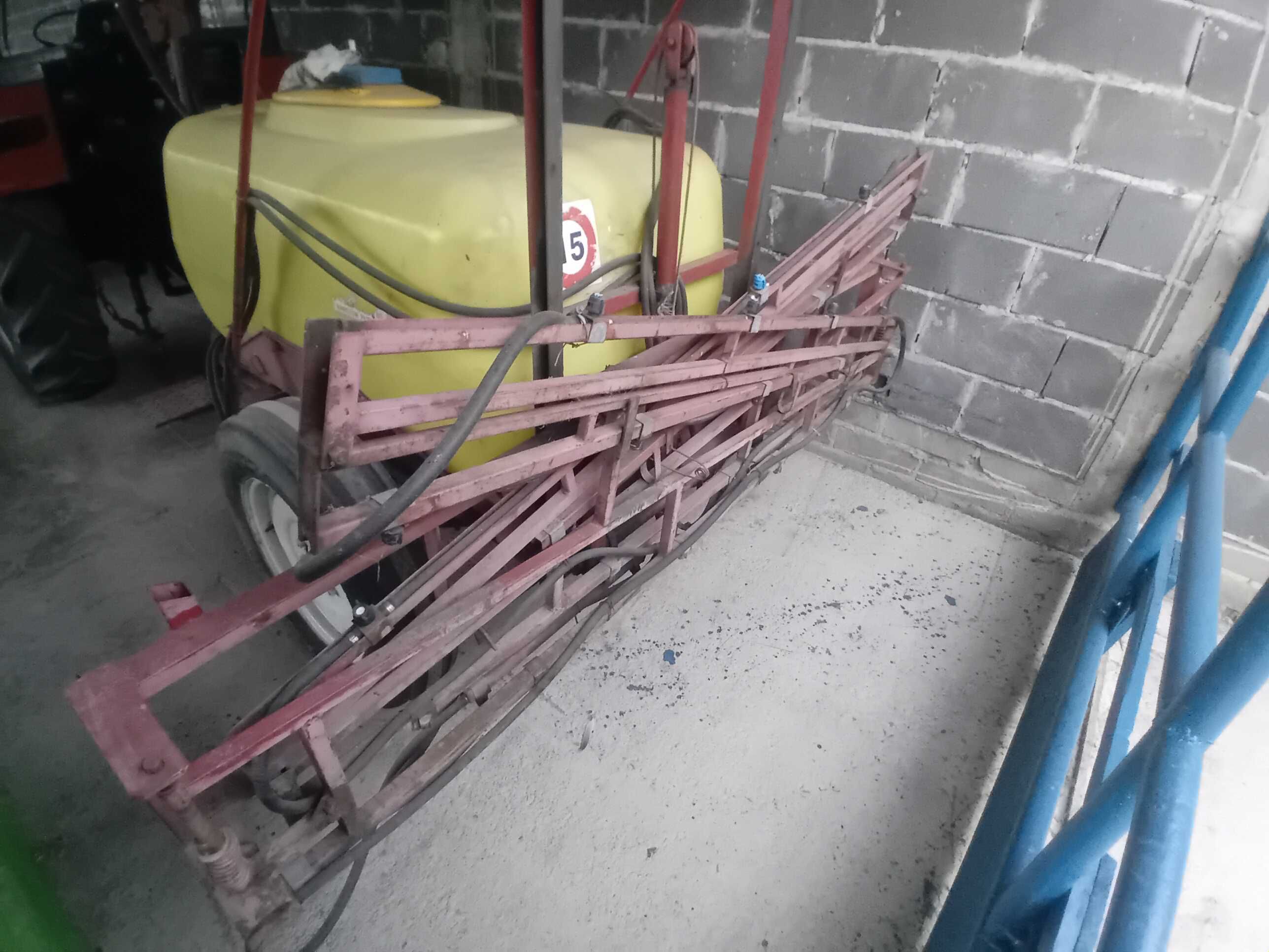 Opryskiwacz SKOTAREK 1000L