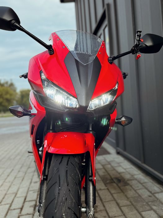 Honda CBR 400R 2018 рік 8000км пробіг