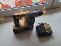 Młotowiertarka Dewalt DCH273 18V aku plus ładowarka