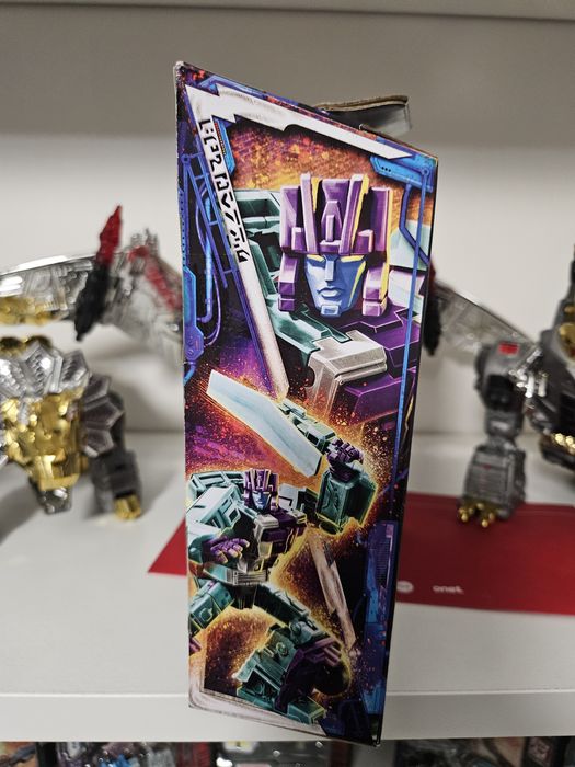 Transformers Legacy G2 Universe - Breakdown