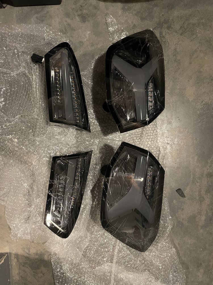 Tylne lampy Ford Focus ST mk4