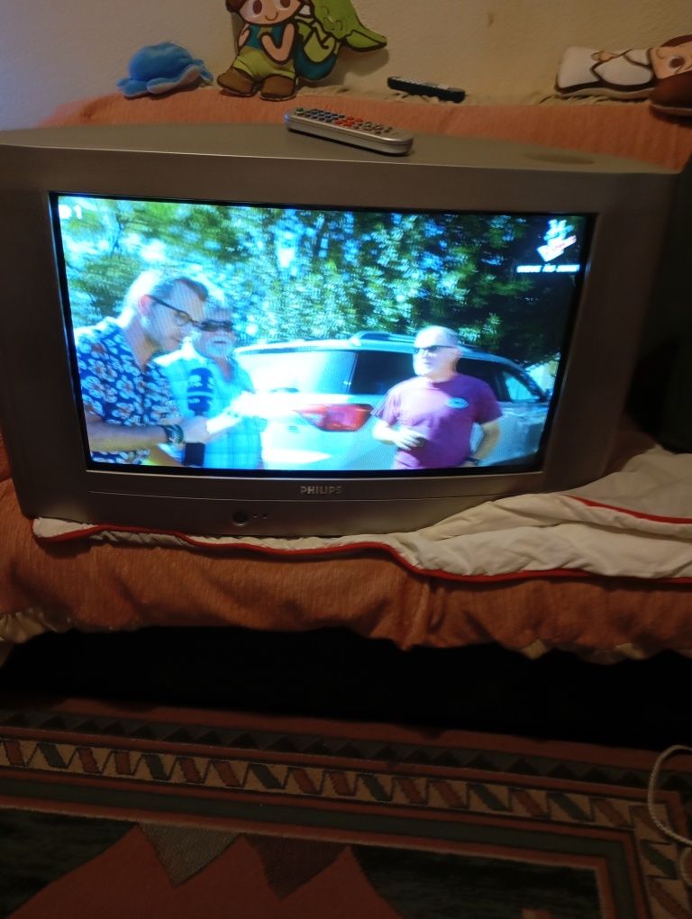 70€ TV Philips 70 polegadas secom comando de a funcionar 100°