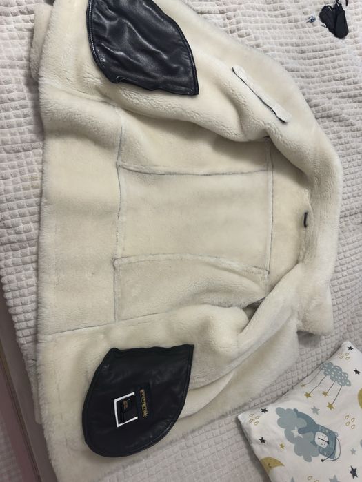 Дублянка косуха чорного кольору натуральна